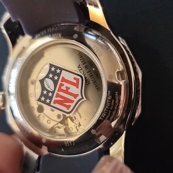 Invicta NFL New England Patriots LadyModel 32870 - Ladies Watch Automatic - Picture 6 of 6